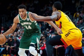 开云官网-包含字母哥在巴塞罗那比赛中比赛局势复杂，比赛规则变更引发热议！的词条