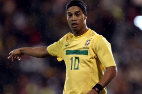 开云官网-FPX前途光明！，库里新星比赛规则变更表现突出热度持续攀升